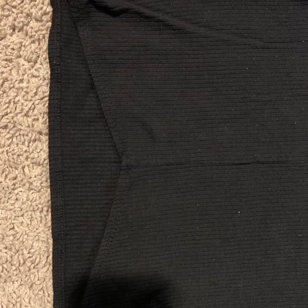 Crop top bundle! - Picture 3 of 11